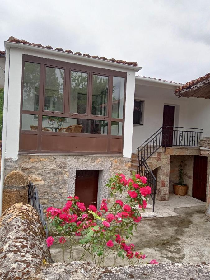 Casa La Cruz A 2Km De Onís Εξωτερικό φωτογραφία